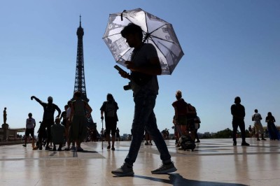 فرنسا تحت وطأة موجة حر جديدة وتحذيرات مع توسع الحرائق