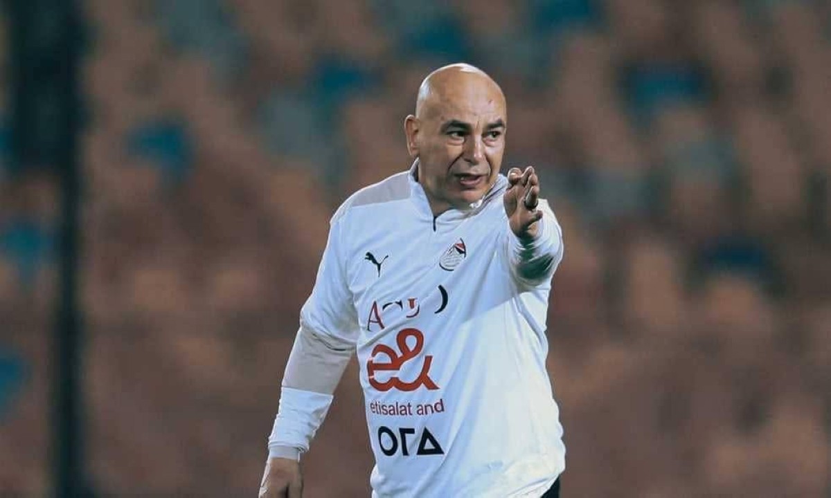 حسام حسن يمنح موهبة الأهلي وعدًا بفرصة مع المنتخب