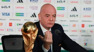 إنفانتينو يدافع عن خطة رفع عدد المشاركين في كأس العالم إلى 64 منتخباً