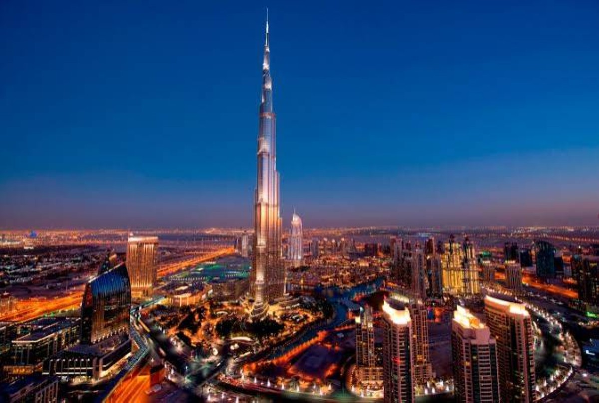 اقتصاد الإمارات ينمو إلى 2.55 تريليون درهم 2026