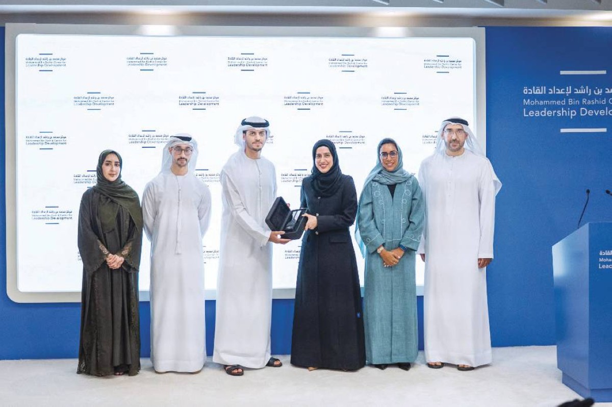 عائشة ميران والمشاركون 