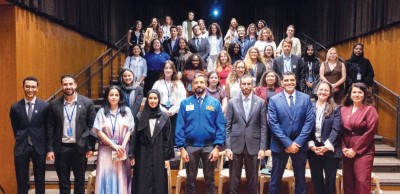 سلطان النيادي ووفد الدولة المشارك في الاجتماعات