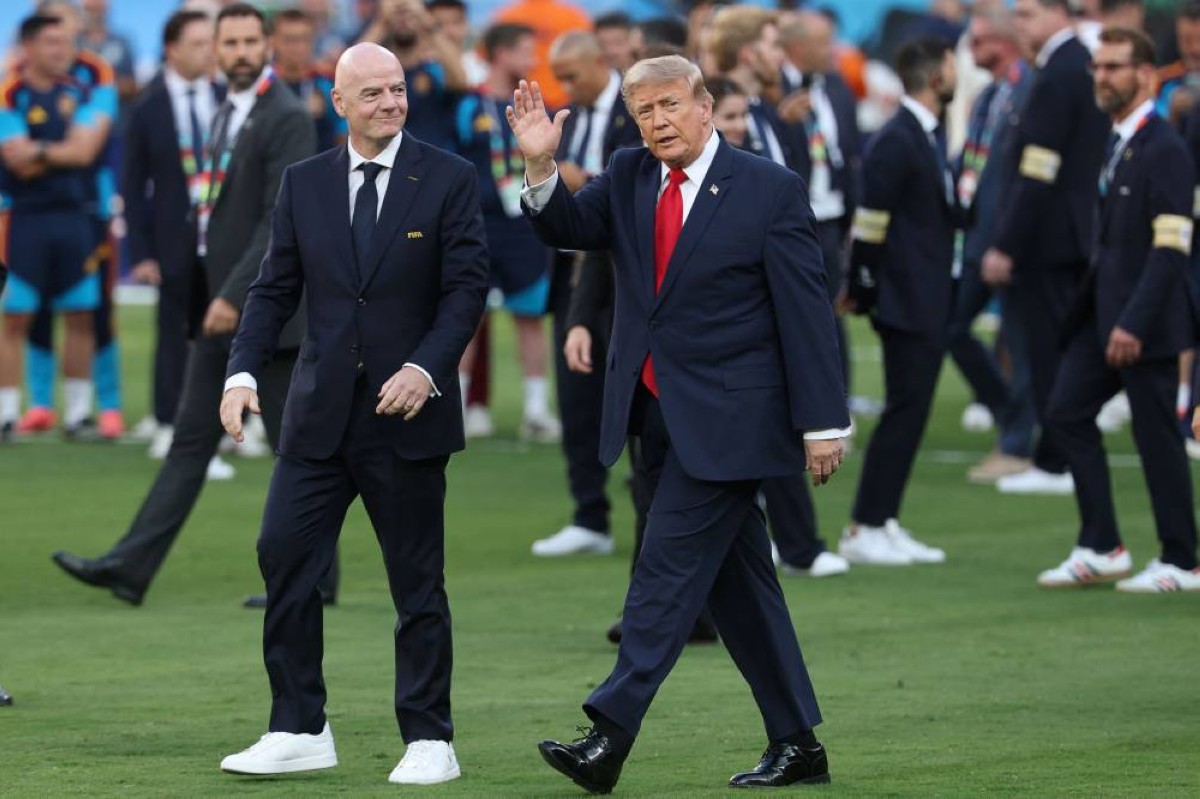 قطع 100 ألف كيلومتر.. كيف أدار إنفانتينو أكبر كأس عالم في التاريخ؟