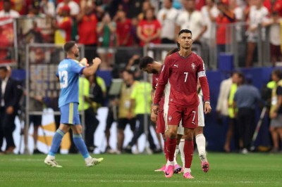 رونالدو يثير الجدل بـ «إعجاب» على منشور يتهم «فيفا» بالفساد