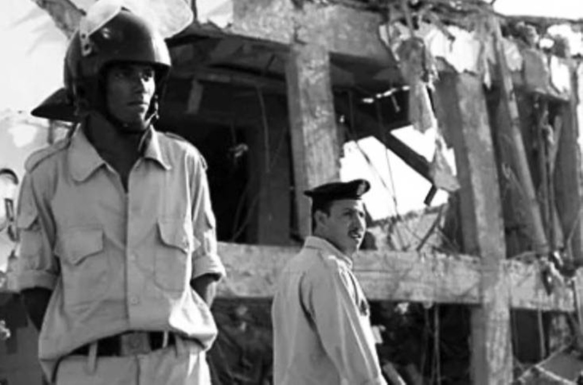 2005 -  تفجيرات في شرم الشيخ بمصر تؤدي إلى مقتل 88 شخصاً.