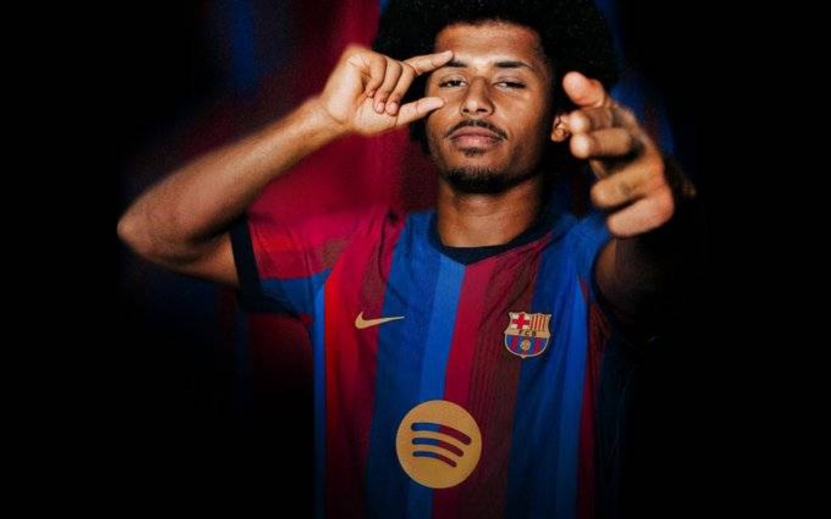 برشلونة يعلن التعاقد رسمياً مع أدييمي