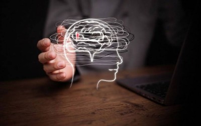 قلة المال تترك بصمتها.. ماذا يحدث للدماغ؟