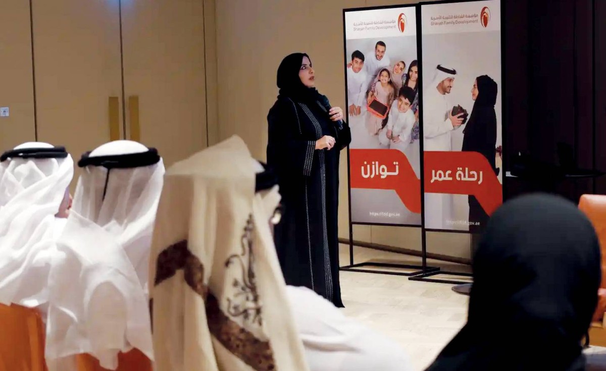  مبادرات وبرامج مجتمعية تساعد الشبان والفتيات على فهم أعمق للحياة الزوجية 