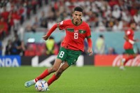 المغربي أوناحي خيار برشلونة لتعويض غياب دي يونغ
