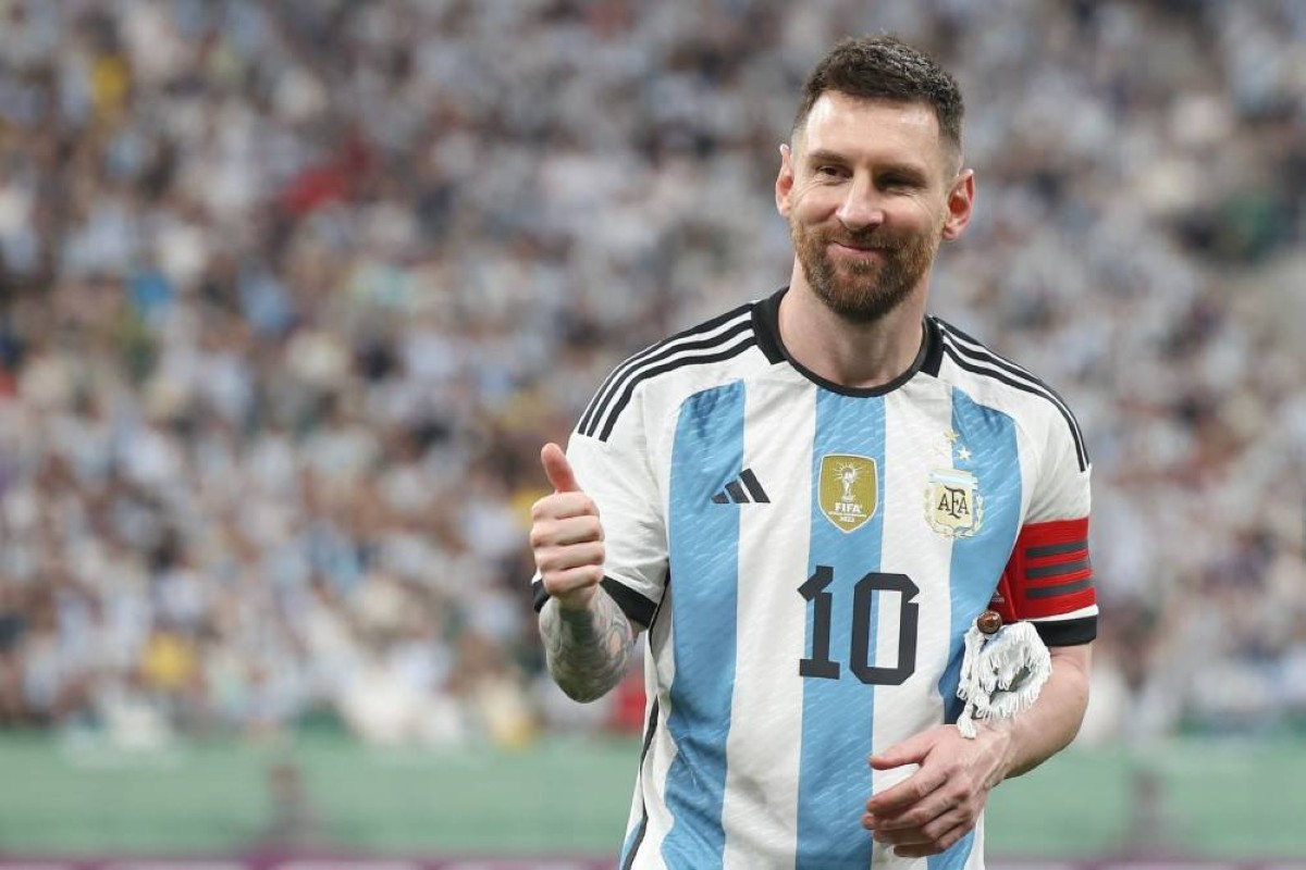 ميسي يساهم في دعم المتضررين من حرائق الغابات في مدريد