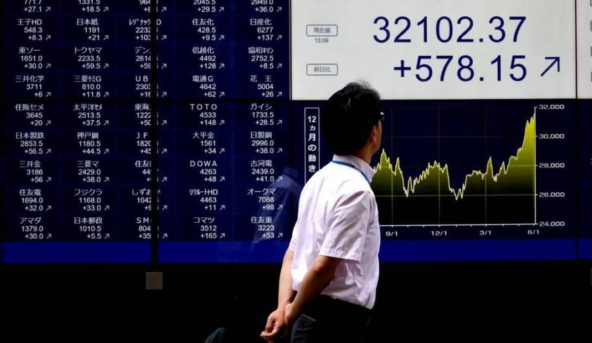 نيكاي يقفز 3.66% ويغلق عند أعلى مستوياته في أسبوعين