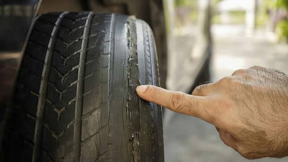 تآكل إطارات سيارتك.. 3 علامات تنذر بعطل خطير