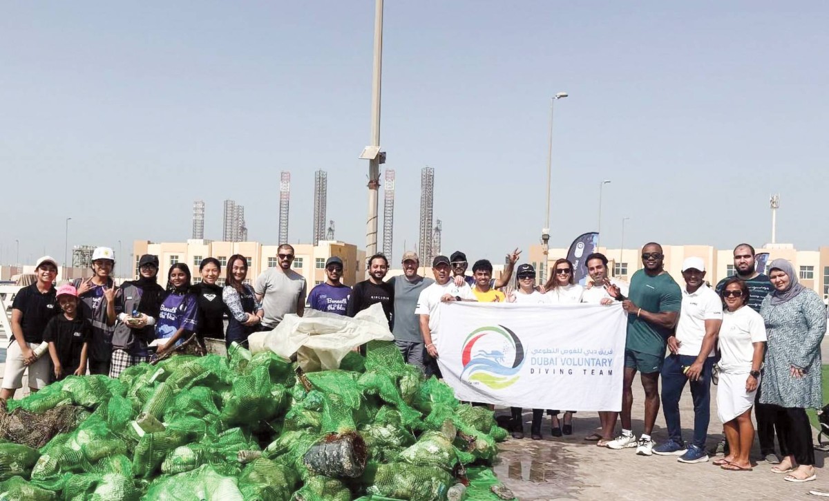 التعامل مع كميات متنوعة من المخلفات من بينها شباك الصيد المهجورة