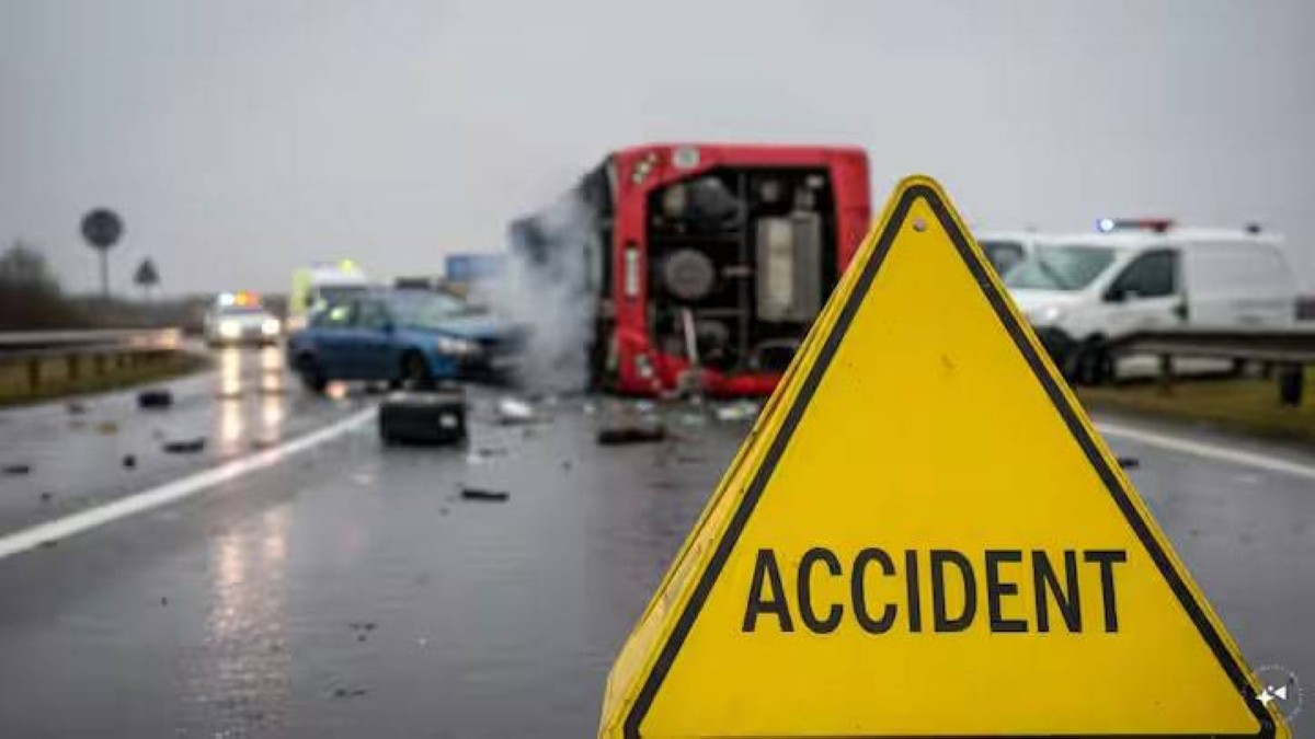 بينهم 17 جندياً.. 22 قتيلاً في تصادم حافلتين بالنيجر