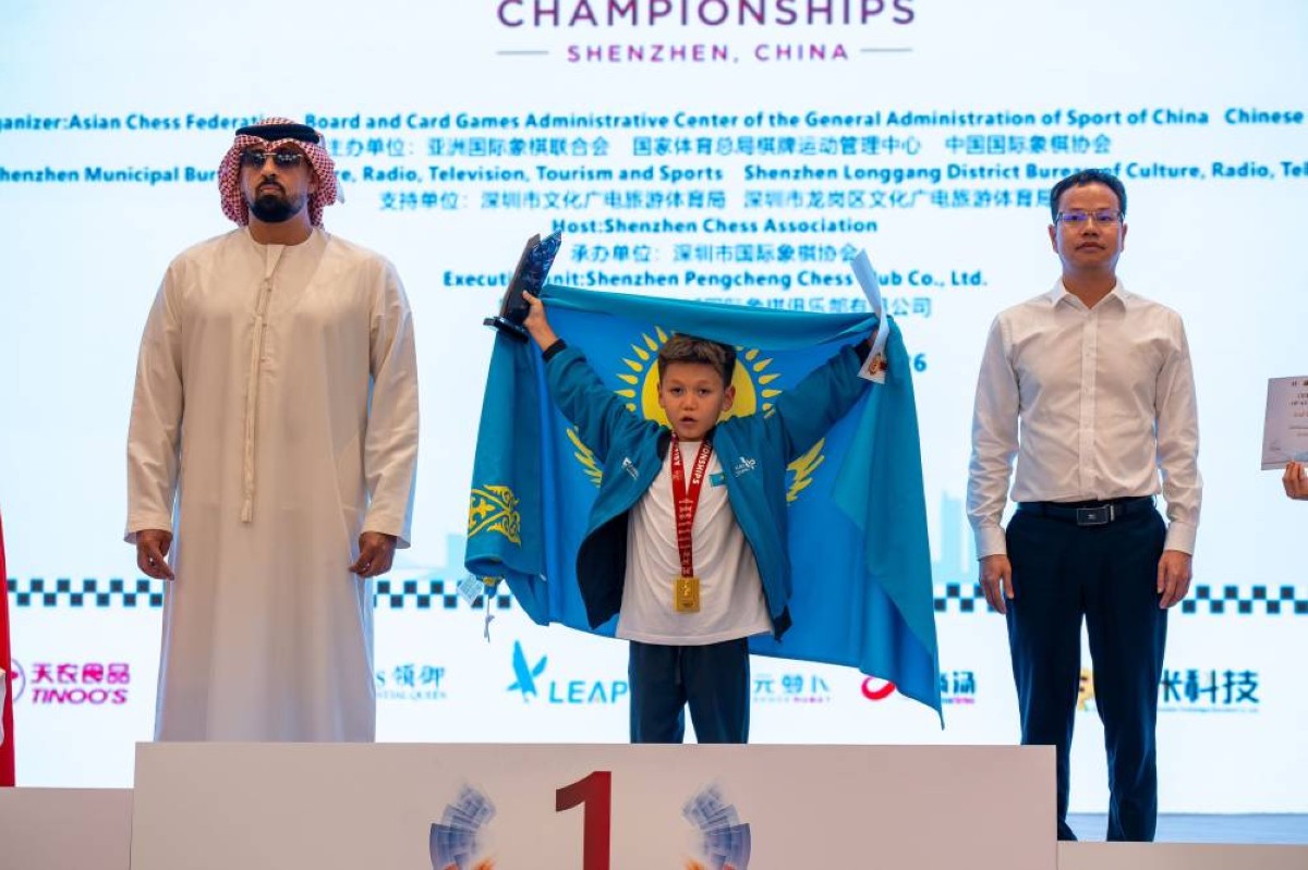 سلطان بن خليفة يتوج أبطال آسيا للشطرنج