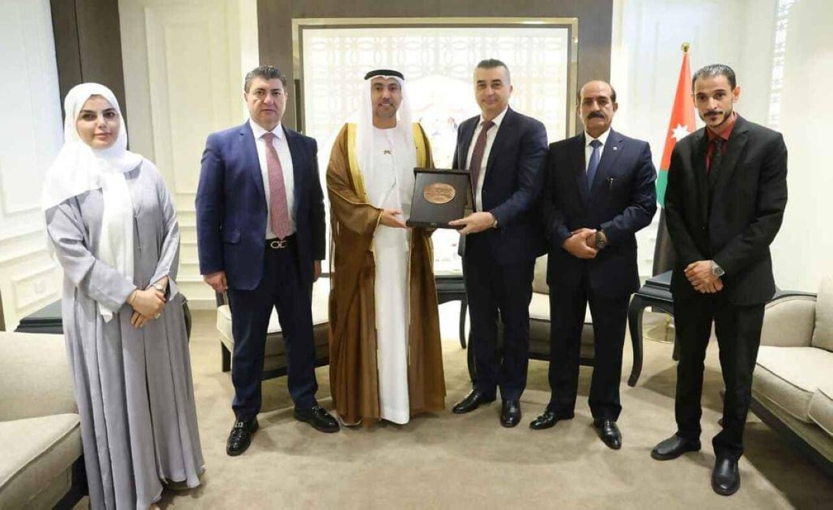 القائم بأعمال سفارة الإمارات لدى عمّان يلتقي رئيس وأعضاء "الشؤون الخارجية" بمجلس النواب الأردني
