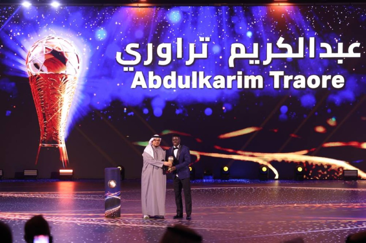 العين يهيمن على جوائز الأفضل لموسم 2025-2026