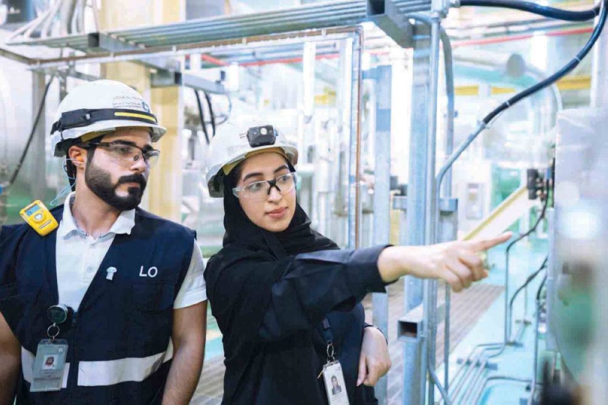 الإمارات حريصة على منح الكفاءات الشابة فرصة المشاركة في مسيرة التنمية
