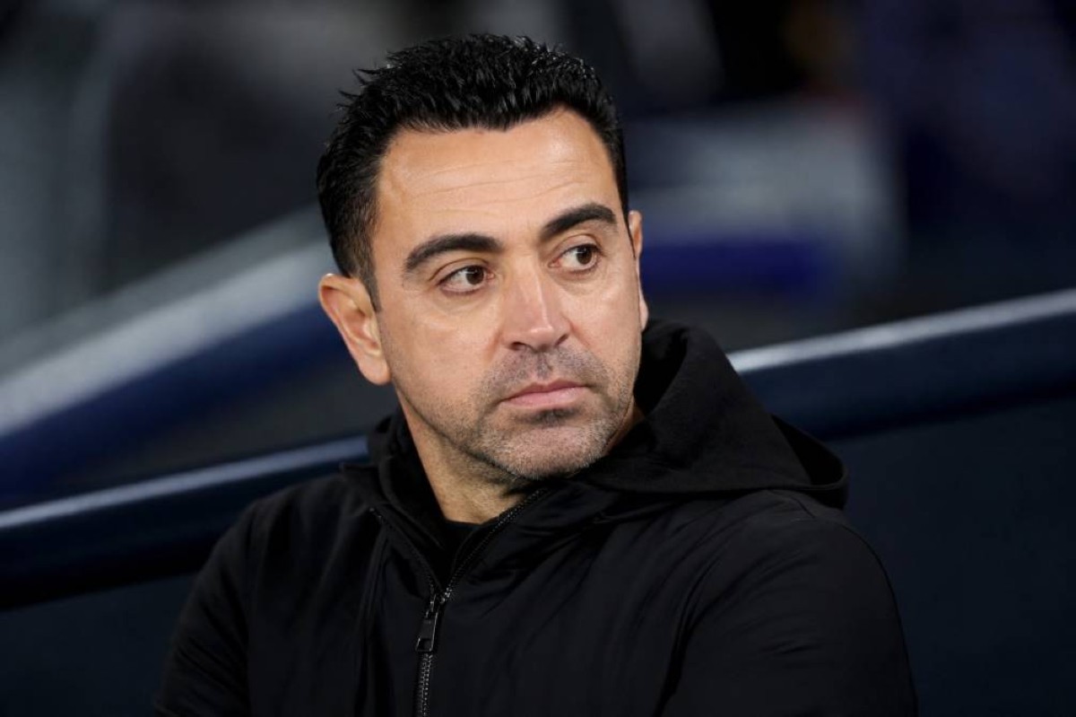 تشافي يتولى تدريب منتخب هولندا