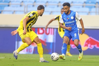 النصر لتأكيد الأفضلية وكلباء يبحث عن بداية مثالية