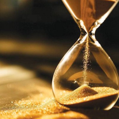 هل يتوق «مليارديرات الوقت» إلى المخاطرة؟