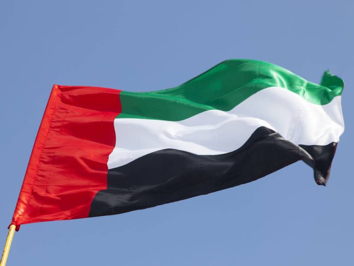 الإمارات: وقف جميع الأنشطة والتبادلات التجارية والمعاملات المالية مع إيران