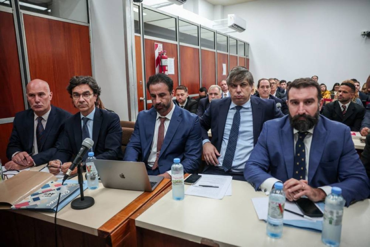 تطور جديد في محاكمة أطباء مارادونا.. «أغفلوا مؤشرًا تحذيريًا»