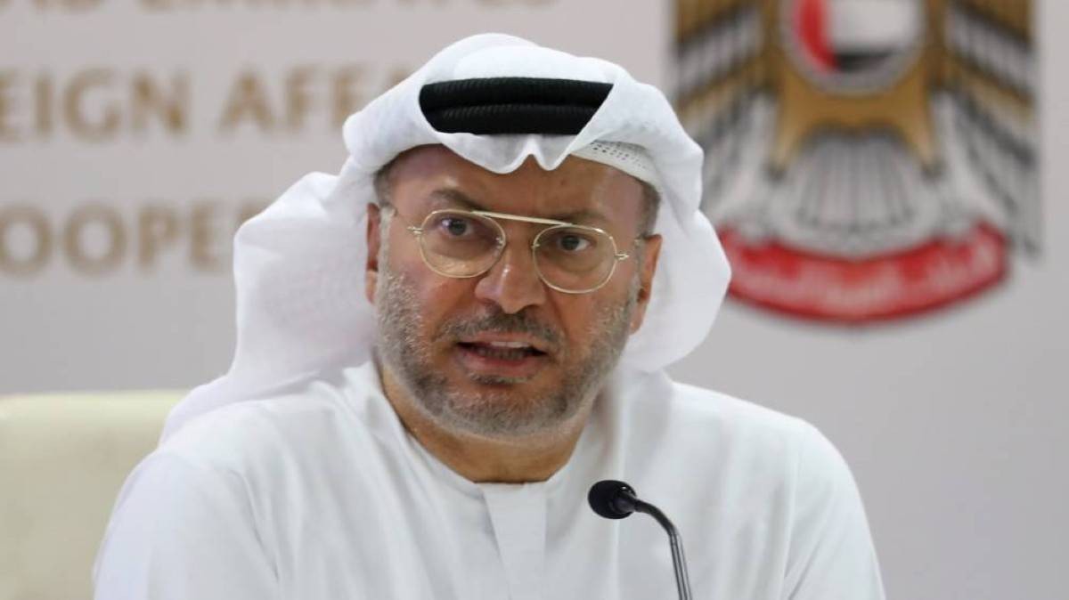 أنور قرقاش: رحل الصايغ وبقي أثره وصوته الشعري المتفرد في الوجدان