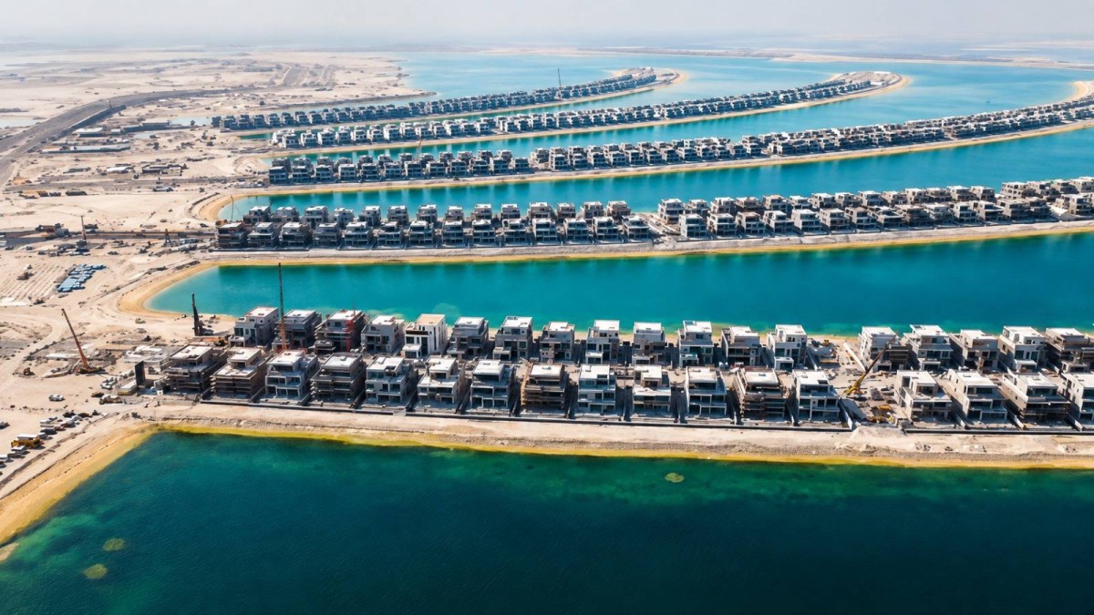 الملامح النهائية لـ«نخلة جبل علي».. دبي تواصل صناعة الأيقونات العمرانية