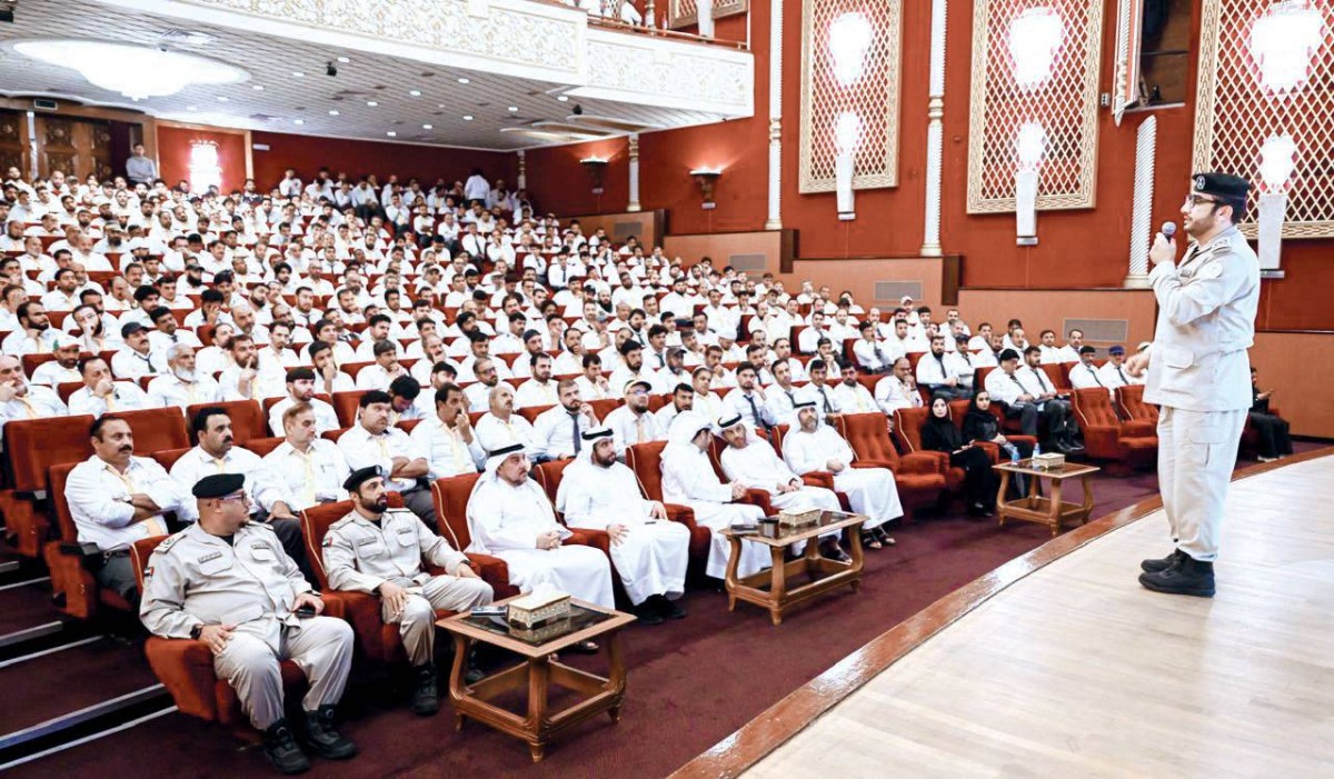 رفع جاهزية 500 سائق و440 مشرفة حافلات في الشارقة