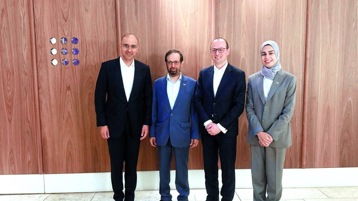 بحث تعزيز التعاون البرلماني بين الإمارات وأستراليا