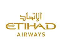 هدى المسلّمي.. أول مدرّبة للطيارين في الإمارات