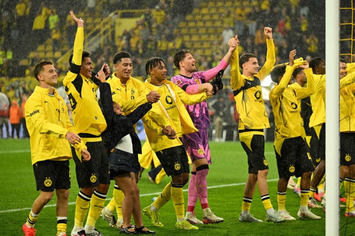 دورتموند يصالح جماهيره على حساب هامبورغ