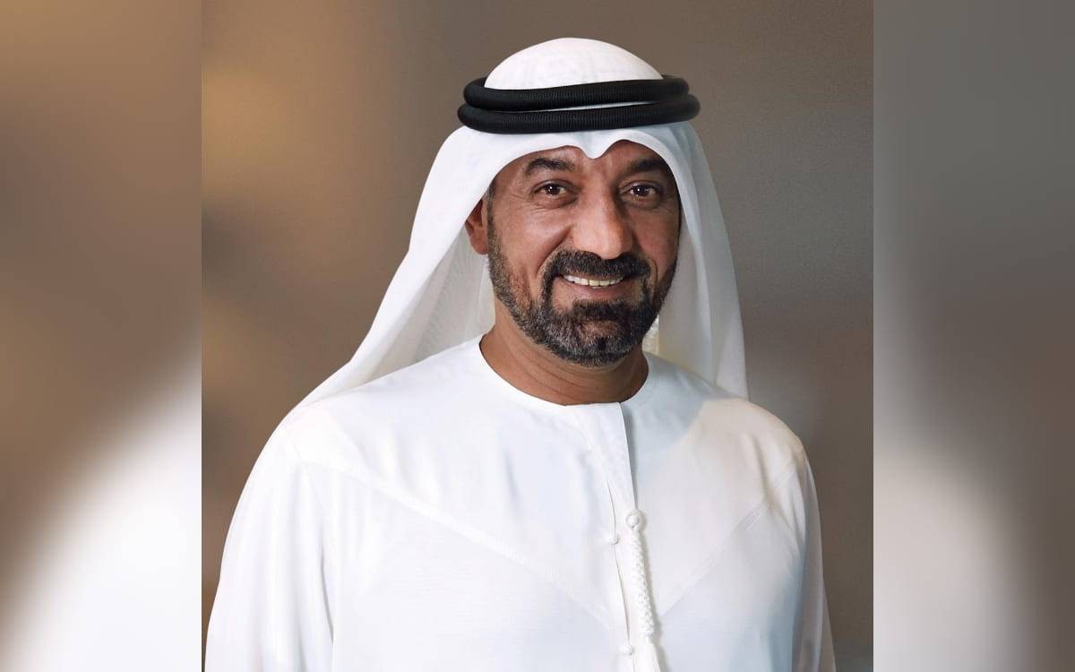 في رسالة نصية للموظفين .. أحمد بن سعيد: الالتزام بالعمل الجماعي يعكس تميز مطارات دبي
