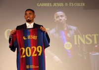 برشلونة يضم المهاجم البرازيلي غابريال جيسوس حتى 2029