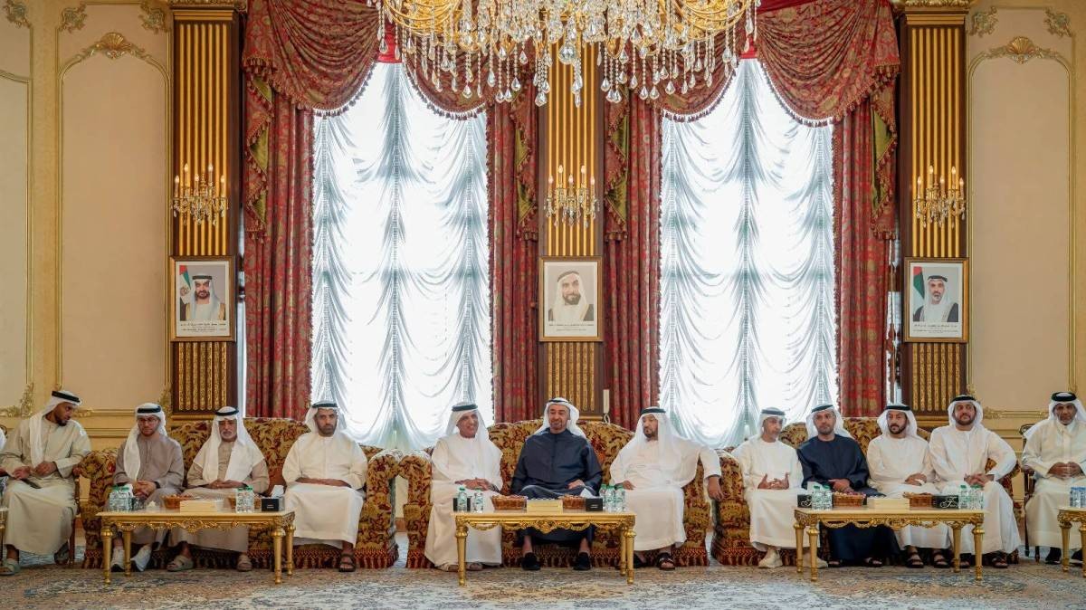 رئيس الدولة يعزي في وفاة حرم محمد بن بطي آل حامد