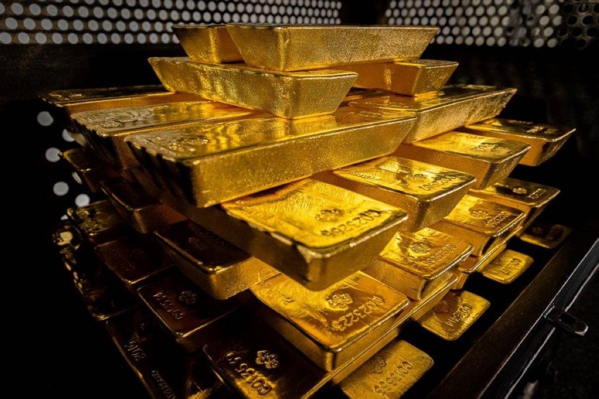 الذهب يرتفع 1% مع تراجع الدولار وعوائد السندات الأمريكية