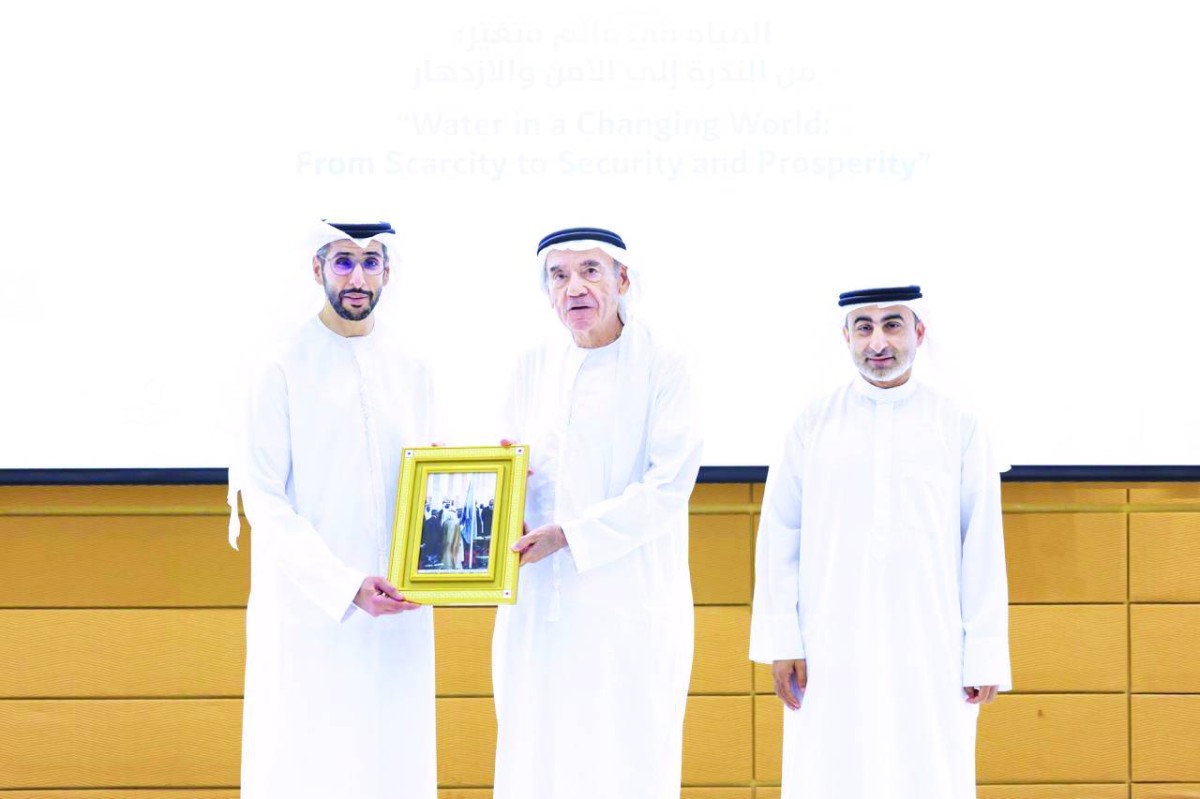 جامعة الإمارات تناقش مسارات الانتقال من ندرة المياه إلى الأمن والازدهار العالمي