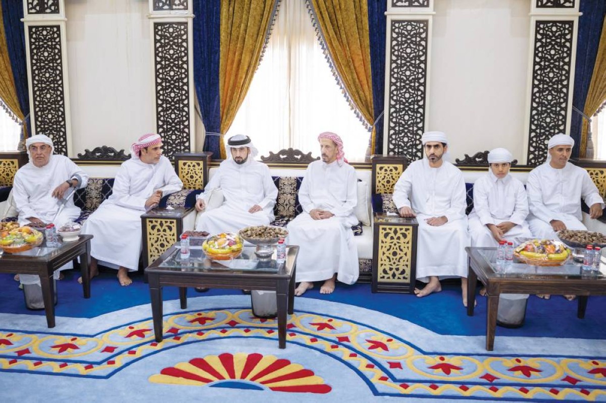 أحمد بن محمد يعزي في وفاة سهيل الكتبي وأرملة عبدالله بن الشيخ