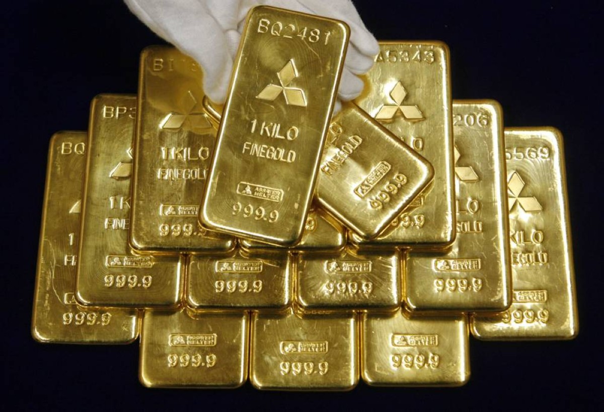 الذهب يلمع مع تراجع الدولار وعوائد السندات