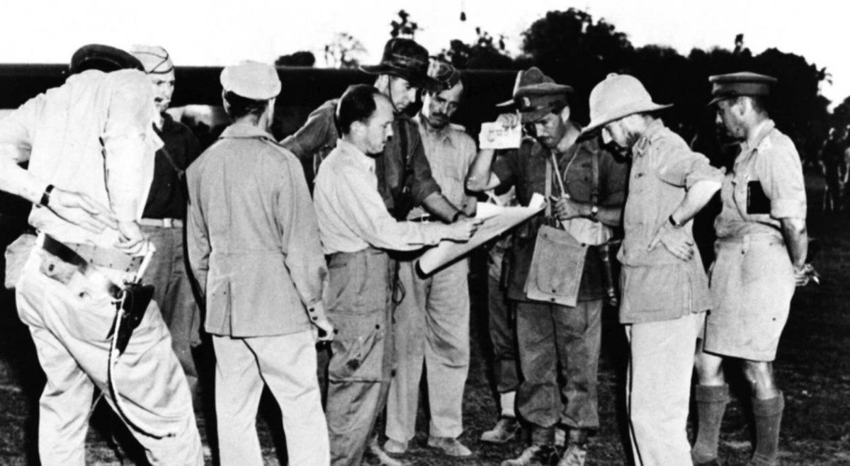 1944  السلطات البريطانية توافقعلى تشكيل لواء يهودي داخل الجيش البريطاني.
