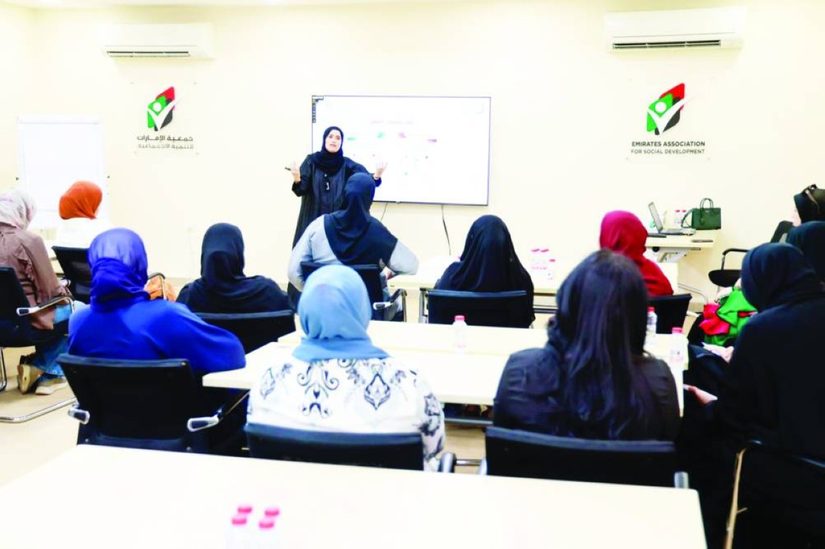 خلال مناقشة تحديات الاكتشاف المبكر لتعزيز ثقة الطالب وقدرته على التطور