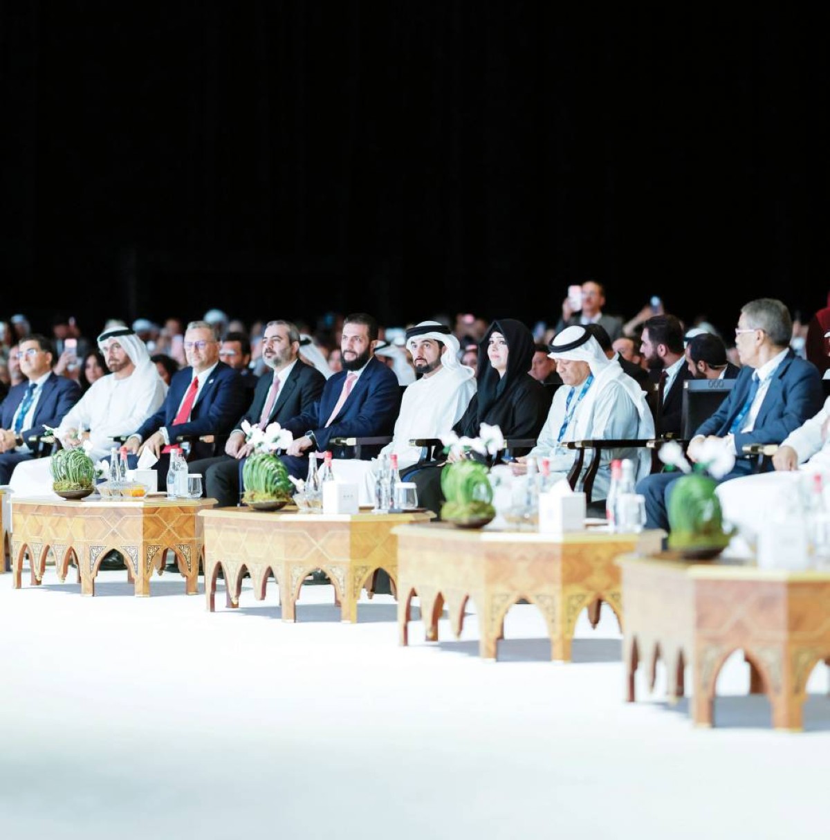 أحمد الشرع وأحمد بن محمد ولطيفة بنت محمد ومحمد القرقاوي وأسعد الشيباني وجاسم البديوي وجانب من الحضور