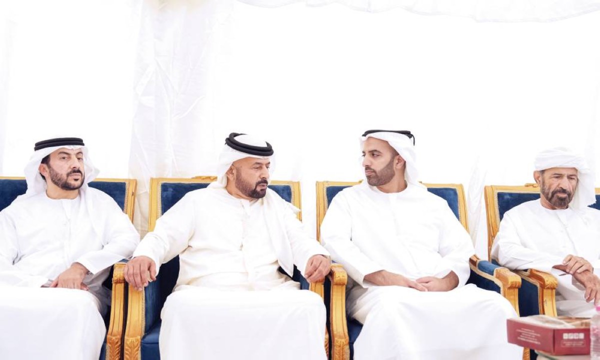 محمد بن سعود خلال العزاء
