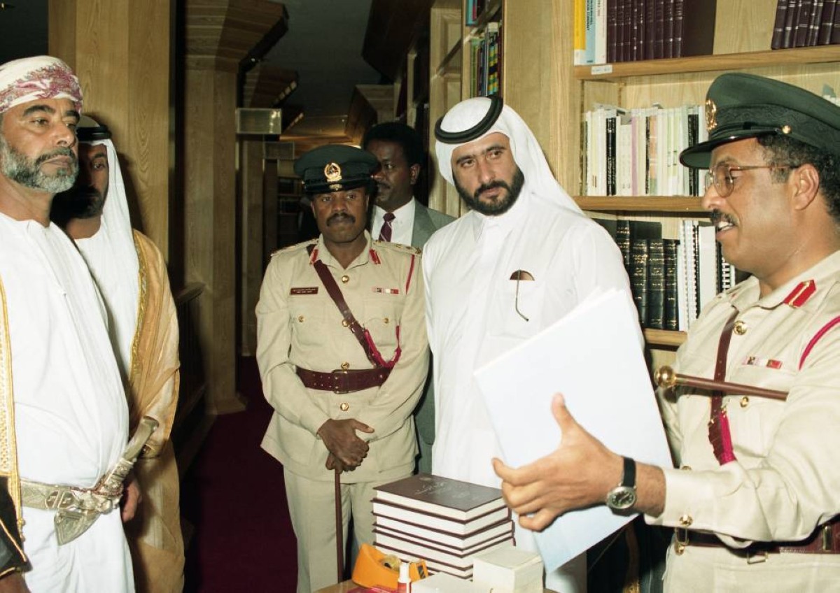 ضاحي خلفان: أحمد بن راشد.. ترجل عن صهوة العطاء