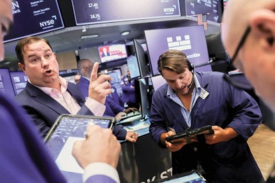 الأسهم الأمريكية ترتفع والنفط يتراجع