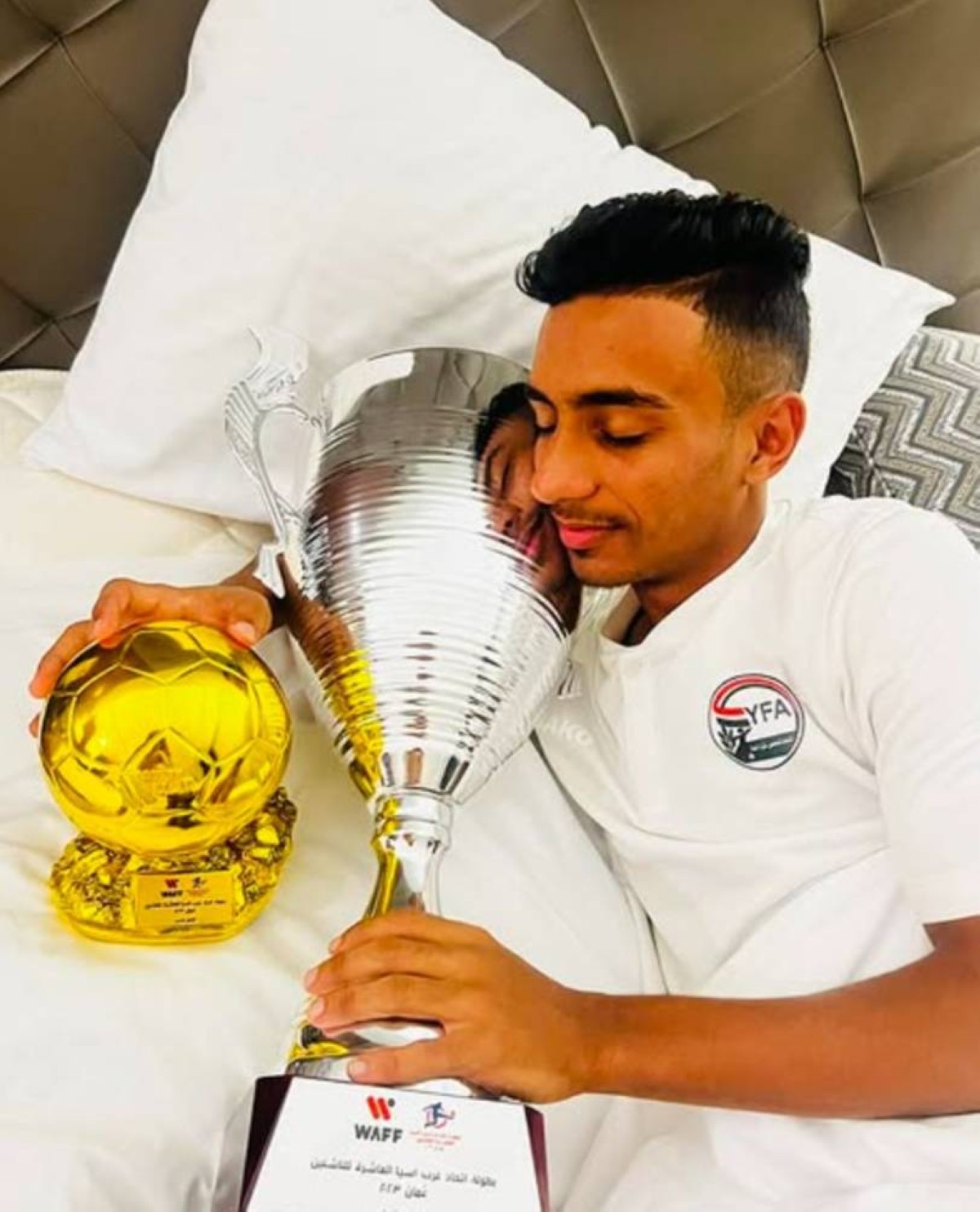 عادل عباس