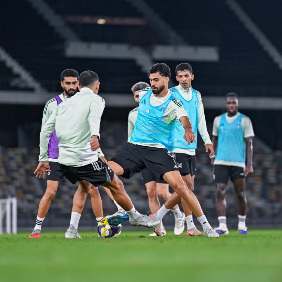 الإمارات