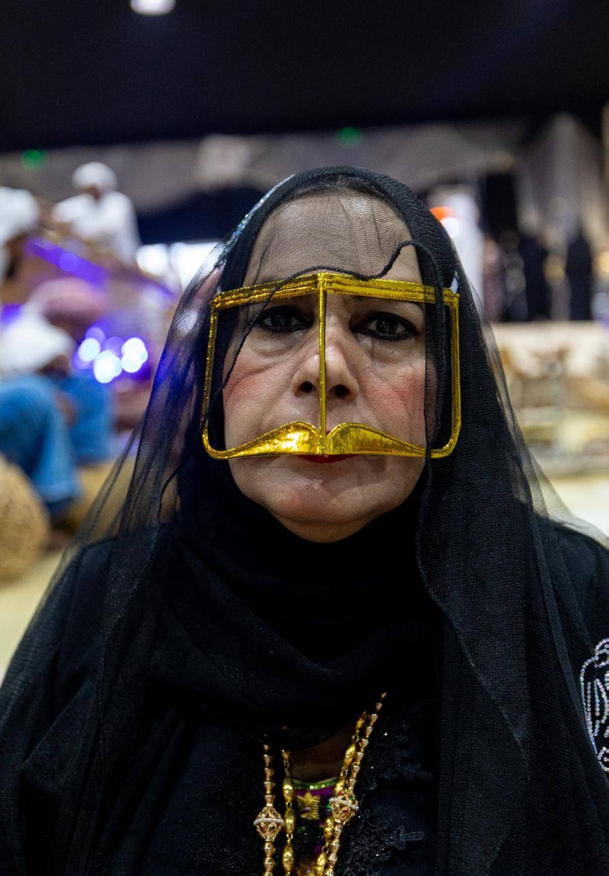 عائشة الزعابي