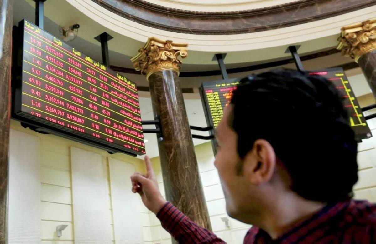 الأسواق العربية تحت الضغط في أسبوع